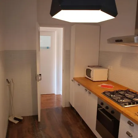 Apartman Bairro Alto / Chiado Neighborhood. Lisboa